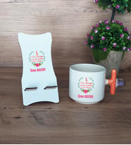 Kadınlar Günü Hediye Sepeti Kupa Bardak T Kulplu ve Ahşap Telefon Standı 8 Mart Hediyesi (Model 7)