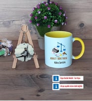 Adalet Öğretmeni Kupa Bardak Beyaz ve Fotoğraflı Ahşap Anahtarlık Hediye (Model 7)