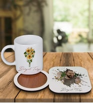 Kişiye Özel Tasarım Kupa Bardak Ve Fotoğraflı Ahşap Bardak Altlığı 99465 (Mavi)