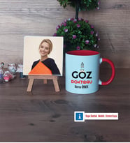 Göz Doktoru Fotoğraflı Dekoratif Taş, Kupa Bardak Beyaz Hediye Tıp Bayramı Hediyesi (Model 2)
