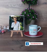 Komiser Yardımcısı Fotoğraflı Dekoratif Taş, Ahşap Altlıklı Türk Kahvesi Fincanı Hediye (Model 3)