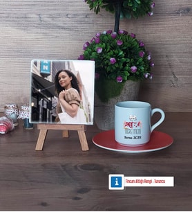 Drama Öğretmeni Fotoğraflı Dekoratif Taş, Ahşap Altlıklı Türk Kahvesi Fincanı Hediye Öğretmenler Günü Hediyesi (Model 8)