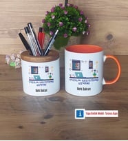 Yazılım Geliştirme Uzmanı Kalemlik, Kupa Bardak T Kişiye Özel Hediye (Model 13)