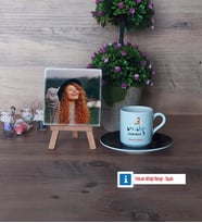 İngilizce Öğretmeni Fotoğraflı Dekoratif Taş, Ahşap Altlıklı Türk Kahvesi Fincanı Hediye Öğretmen Günü Hediyesi (Model 7)
