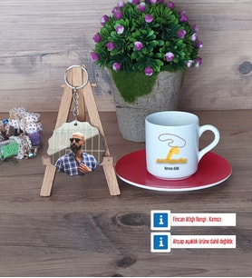 Antrenör Türk Kahvesi Fincanı Ahşap Altlıklı ve Fotoğraflı Ahşap Anahtarlık Hediye (Model 3)