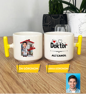 Kişiye Özel Karikatürlü Doktor Hediye T Kupa Bardak Doktora Tıp Bayramı Hediyesi (Sarı)