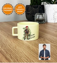 Kişiye Özel Karikatürlü Asker Pastel Fincan Mavi Askere Hediye Asker Sevgiliye Hediye (Sarı)