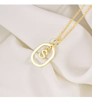 Kişiye Özel 925 Ayar Gümüş Oval Halka İçinde Sallantılı Harf Kolye (Gold)