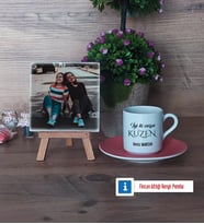 Kuzene Hediye Fotoğraflı Dekoratif Taş, Ahşap Altlıklı Türk Kahvesi Fincanı Hediye (Model 6)