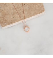 Gümüş Kalpli Aşk Kolye Sedef Taşlı (Rose)