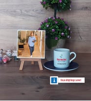 Diş Hekimi Asistanı Fotoğraflı Dekoratif Taş, Ahşap Altlıklı Türk Kahvesi Fincanı Hediye Diş Hekimi Asistanına Hediye (Model 4)