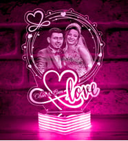 Sevgiliye Love Yazılı Hediye, Kişiye Özel Resimli 3D Lamba (Pembe)