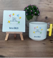 Doğum Günü Tasarımı Hediye Seti Kupa Bardak T Kulplu ve Dekoratif Taş Anneye Babaya Arkadaşa Kardeşe Sevgiliye Hediyesi (Model 5)