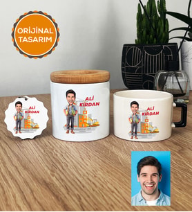 Kişiye Özel Karikatürlü İnşaat Mühendisi Hediye Seti Lüks Fincan, Kalemlik, Anahtarlık Erkek İnşaat Mühendisine Mühendisler Günü Hediyesi (Siyah)