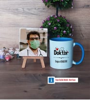 Doktor Fotoğraflı Dekoratif Taş, Kupa Bardak Beyaz Hediye Tıp Bayramı Hediyesi Doktora Hediye (Model 4)