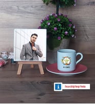 Veteriner Hekim Fotoğraflı Dekoratif Taş, Ahşap Altlıklı Türk Kahvesi Fincanı Hediye Veteriner Hekimler Günü Hediyesi (Model 6)