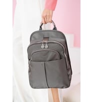 Saten Kumaş Kadın Sırt Çantası 35*25 Cm Mega Çanta Günlük Kullanıma Uygun Su İtici Kumaş (Gri)