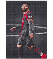 Cakapuzzle Kırmızı Siyah Barcelona Formalı Messi Puzzle Yapboz MDF (Ahşap) (255 Parça)