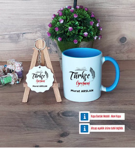 Türkçe Öğretmeni Kupa Bardak Kırmızı ve Ahşap Anahtarlık Hediye Öğretmenler Günü Hediyesi (Model 3)