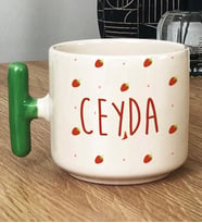 Kişiye Özel İsme Özel Hediye T Kupa Bardak Çilek Desenli Meyveli (Yeşil)