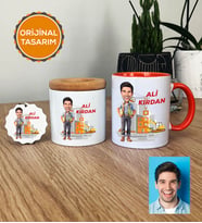Kişiye Özel Karikatürlü İnşaat Mühendisi Hediye Seti Kupa Bardak, Kalemlik, Anahtarlık Erkek İnşaat Mühendisine Mühendisler Günü Hediyesi (Turuncu)
