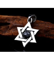 Paslanmaz Titanyum Çelik  Zirkon Taşlı Jewish Star Davud Yıldızı Kolye (Siyah)
