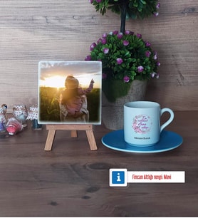 Hamile Anne Adayı Fotoğraflı Dekoratif Taş, Ahşap Altlıklı Türk Kahvesi Fincanı Hediye (Model 5)