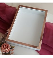 30x40 Cm Fotoğraf Bölümsüz Yarı Gümüş İsimsiz Ledsiz Gül Saklama Kutusu (Beyaz-Rose Gold)