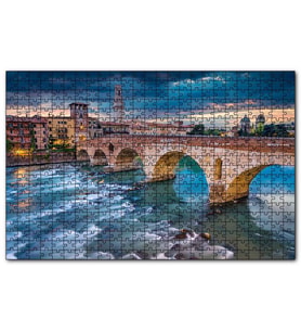 Cakapuzzle İtalya Verona Ponte Pietra Köprüsü ve Mor Gökler  Puzzle Yapboz MDF (Ahşap) (500 Parça)