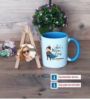 Kadın Öğretmene Hediye Kupa Bardak Beyaz ve Fotoğraflı Ahşap Anahtarlık Hediye (Model 4)