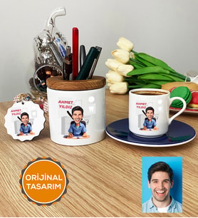 Kişiye Özel Karikatürlü Diş Hekimi Hediye Seti Türk Kahvesi Fincanı, Kalemlik, Anahtarlık Erkek Diş Hekimine Tıp Bayramı Hediyesi (Lacivert)