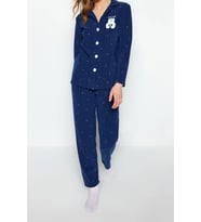 Tarz Rahat Uzun Kollu Boru Paça Puantiyeli Hayvan Baskılı Polar Kışlık Örme Pijama Takımı (Lacivert)