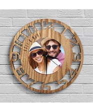 BK Gift Kişiye Özel Tasarım Fotoğraflı ve İsimli Ahşap Duvar Saati, Ev Hediyesi, Sevgiliye Hediye, Arkadaşa Hediye, Doğum Günü Hediyesi (Açık Kahverengi)