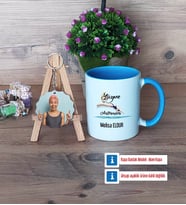 Kadın Yüzme Antrenörü Kupa Bardak Beyaz ve Fotoğraflı Ahşap Anahtarlık Hediye (Model 4)