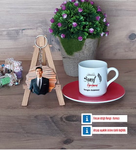 Sınıf Öğretmeni Türk Kahvesi Fincanı Ahşap Altlıklı ve Fotoğraflı Ahşap Anahtarlık Hediye (Model 3)