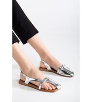 Suins Zarina Model Kadın Sandalet