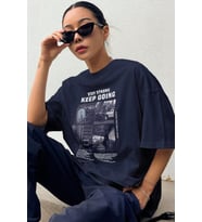Unisex KeepGoing Baskılı Tasarım Tshirt (Lacivert)