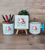 Kişiye Özel Unicorn Hediye Sepeti Kupa Bardak T Kulplu, Kalemlik ve Dekoratif Taş Arkadaşa Sevgiliye Hediye  (Model 3)