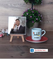 Bankacı Fotoğraflı Dekoratif Taş, Ahşap Altlıklı Türk Kahvesi Fincanı Hediye (Model 8)