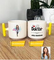 Kişiye Özel Karikatürlü Doktor Hediye T Kupa Bardak Kadın Doktora Hediye Tıp Bayramı Hediyesi (Sarı)