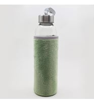 Peluş Kılıflı Cam Su Şişesi 500 ml (Yeşil)