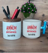 Annem Birtanemsin Hediye Sepeti Kupa Bardak T Kulplu, Kalemlik Hediyeleri Anneye Doğum Günü Anneler Günü Hediyesi (Model 3)