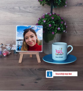 Rusça Öğretmeni Fotoğraflı Dekoratif Taş, Ahşap Altlıklı Türk Kahvesi Fincanı Hediye (Model 5)