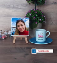 Rusça Öğretmeni Fotoğraflı Dekoratif Taş, Ahşap Altlıklı Türk Kahvesi Fincanı Hediye (Model 5)