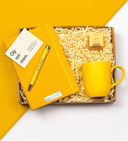 Kişiye Özel Öğretmenler Günü Hediye Seti- Çizgili Defter- Tükenmez Kalem- Seramik Kupa- Teashop Müslin Çay- Mum (Sarı)