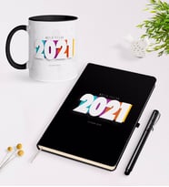 BK Gift Kişiye Özel 2024 Mutlu Yıllar Beyaz Defter Kalem ve Kupa Seti-5 (Model 2)