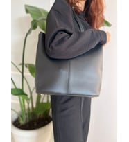 Dellashop classic el ve omuz içi bölmeli büyük kadın çanta (Siyah)