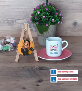 Çocuk Gelişimi Uzmanı Türk Kahvesi Fincanı Ahşap Altlıklı ve Fotoğraflı Ahşap Anahtarlık Hediye (Model 6)