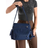Postacı Okul Çantası Çapraz Askılı Büyük Boy 33*27 Cm Askı Uzunluğu 130 Cm Çok Cepli Kapaklı Omuz  (Lacivert)