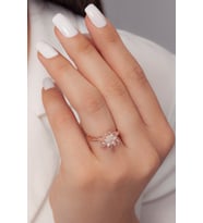 925 Ayar Gümüş Rose Kaplama Renkli Lotus Çiçeği Ayarlanabilir Yüzük (Beyaz)